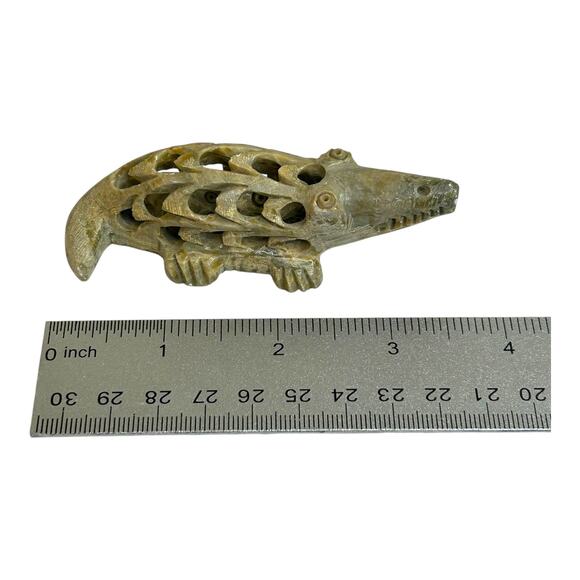 Hand Carved Soapstone Marble Alligator Crocodile Baby Inside Figurine Home Decor - Picture 6 of 8